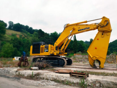 01-Komatsu-PC1250-11